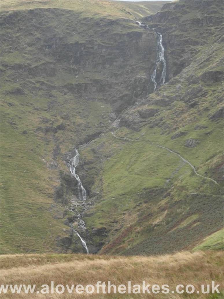 Looking over to High Hole Beck in full speight