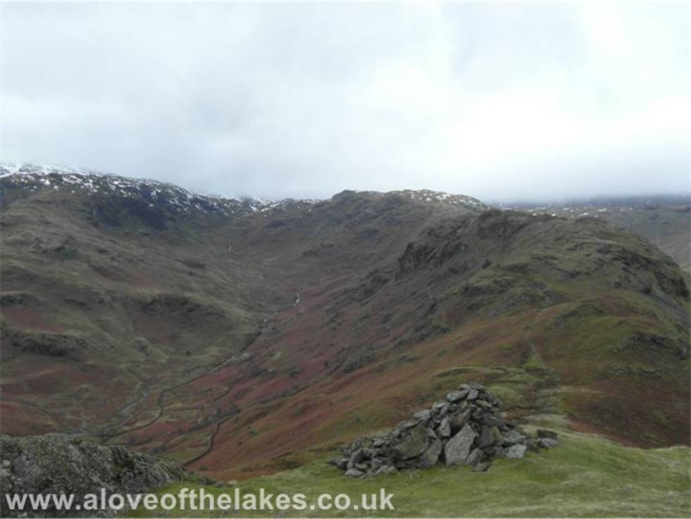 A love of the Lakes - Looking towards Gibson Knott from the Howitzer