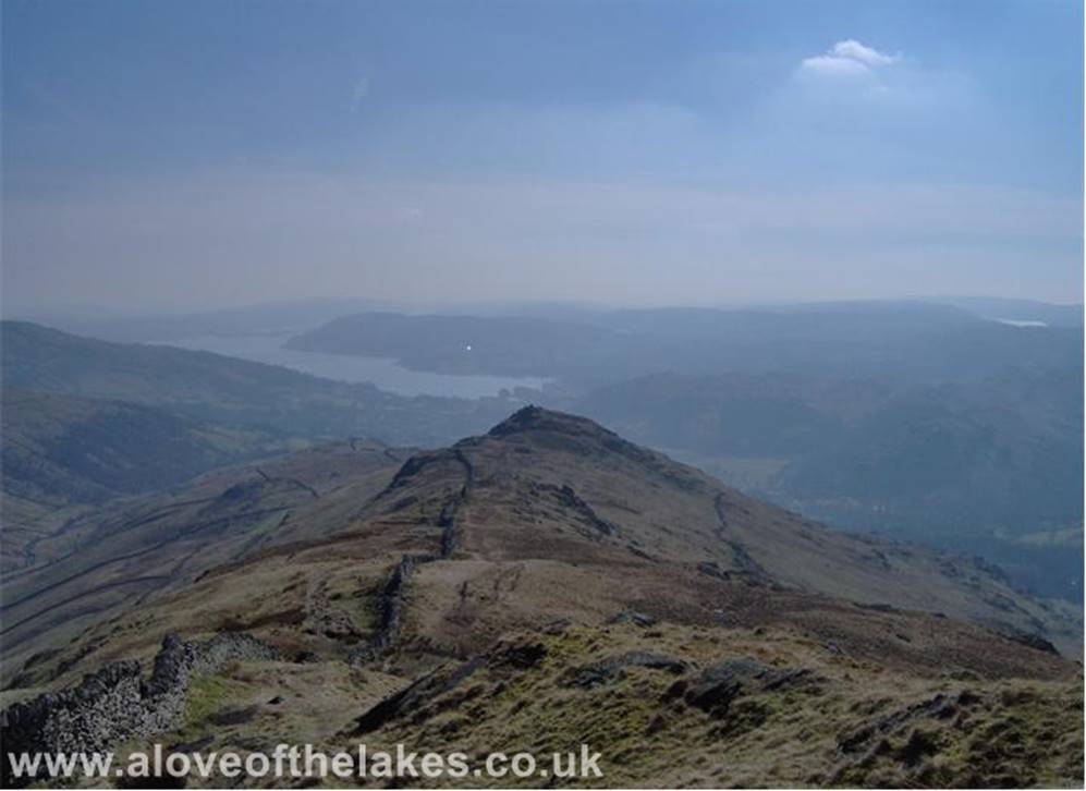 A love of the Lakes - Dropping down from Great Rigg to Heron Pike