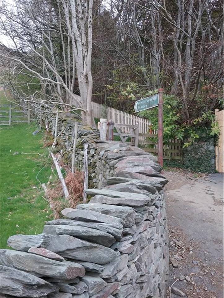 Take the path that is signposted to Skiddaw