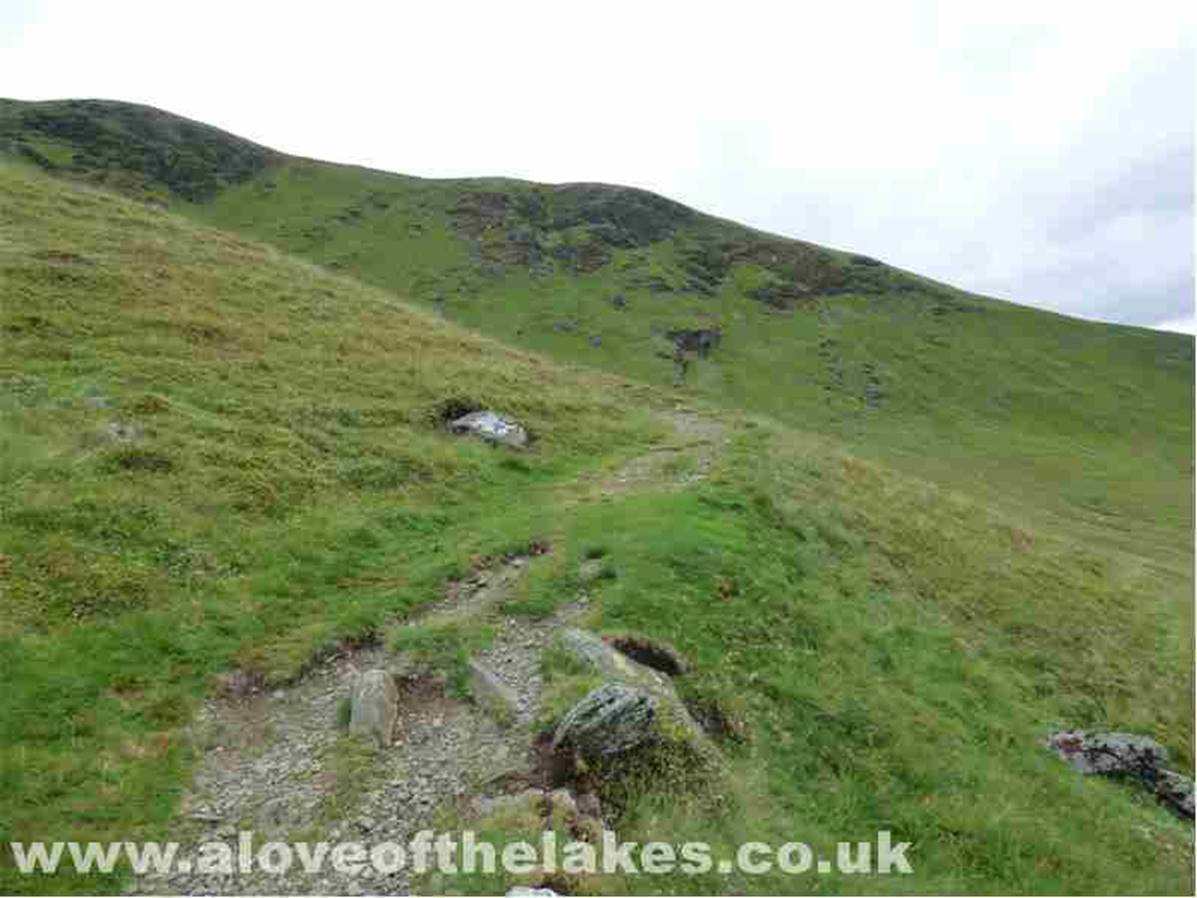 Approaching the point where the track swings left towards Bowscale Tarn