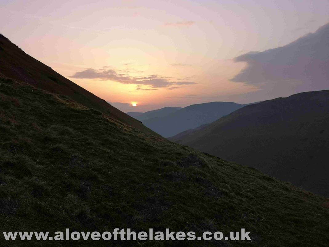 Back down to Newlands Hause just in time before the light fades