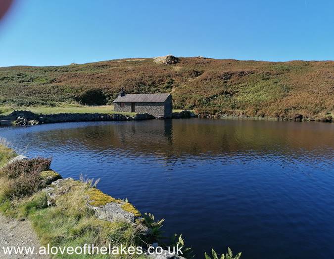 Passing the old boat house on Gurnal Dubs